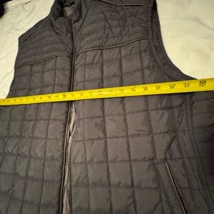 Johnston &Murphy Men's Quilted Gray Vest